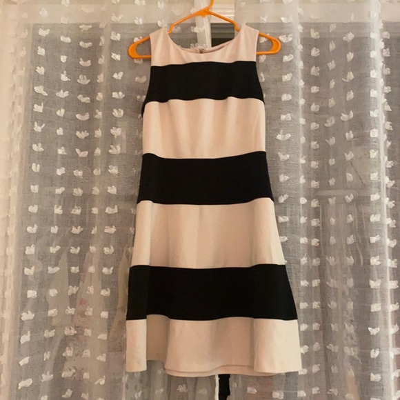 Tommy Hilfiger Dresses & Skirts - Light pink black stripped dress